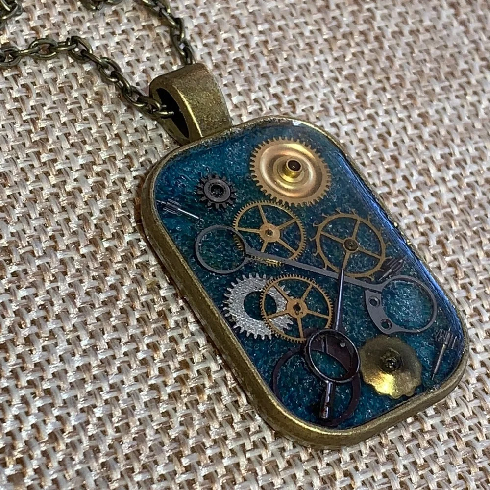 Vintage Gears Steampunk Necklace One of a kind New Handmade - Picture 2 of 7